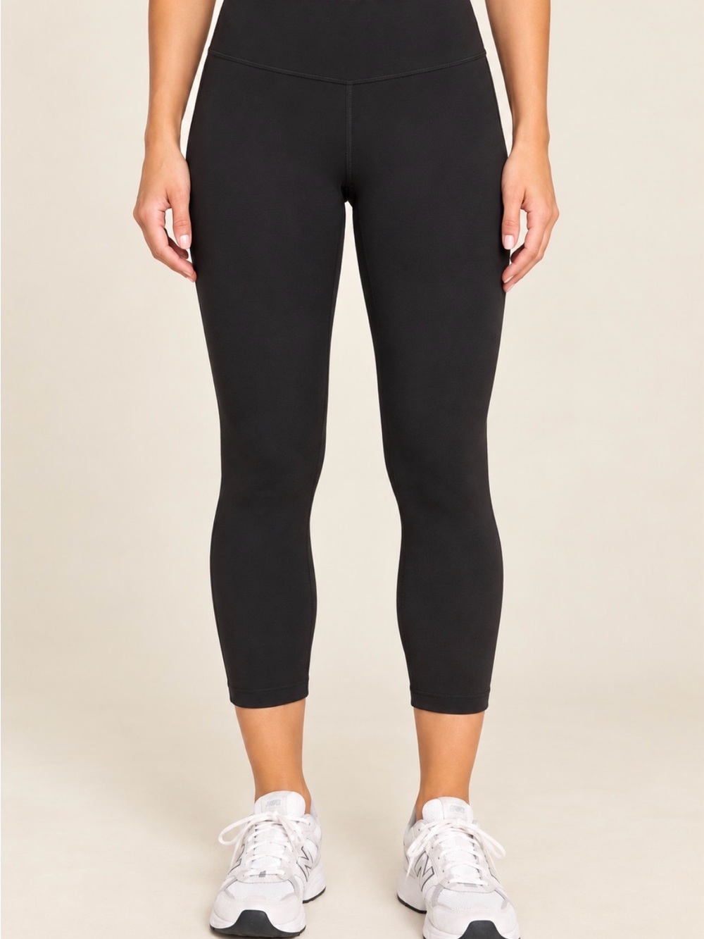 Vuori All the Feels Black Cropped Leggings XL 21” Inseam